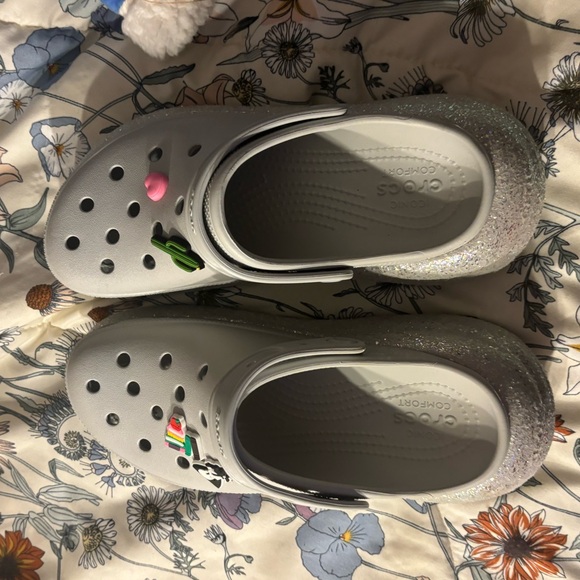 Crocs - Picture 2 of 3